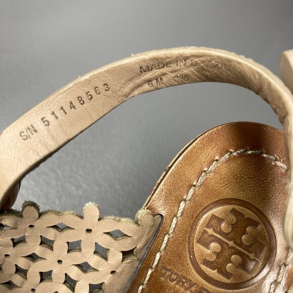 TORY BURCH Sandals Perforated Leather Wedge Platform Cork Heel Womens 6 Gold - Picture 4 of 9
